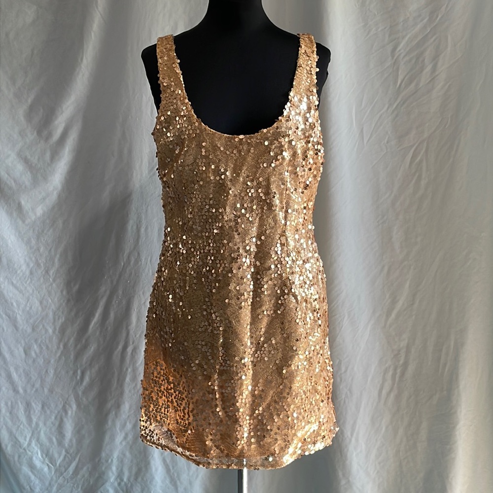 Jenny Han mini gold scoop neck sequin dress